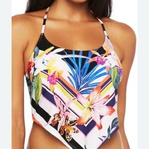 Trina Turk White Garment Label